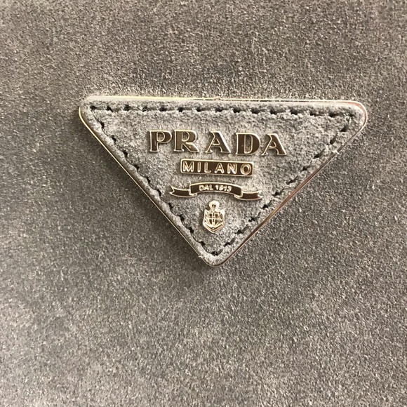 Prada limited edition shoulder bag - Picture 7 of 8